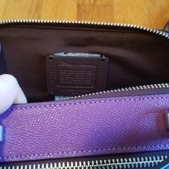 New Coach x Disney Little Mermaid Ursula Box Purse - Picture 7 of 10